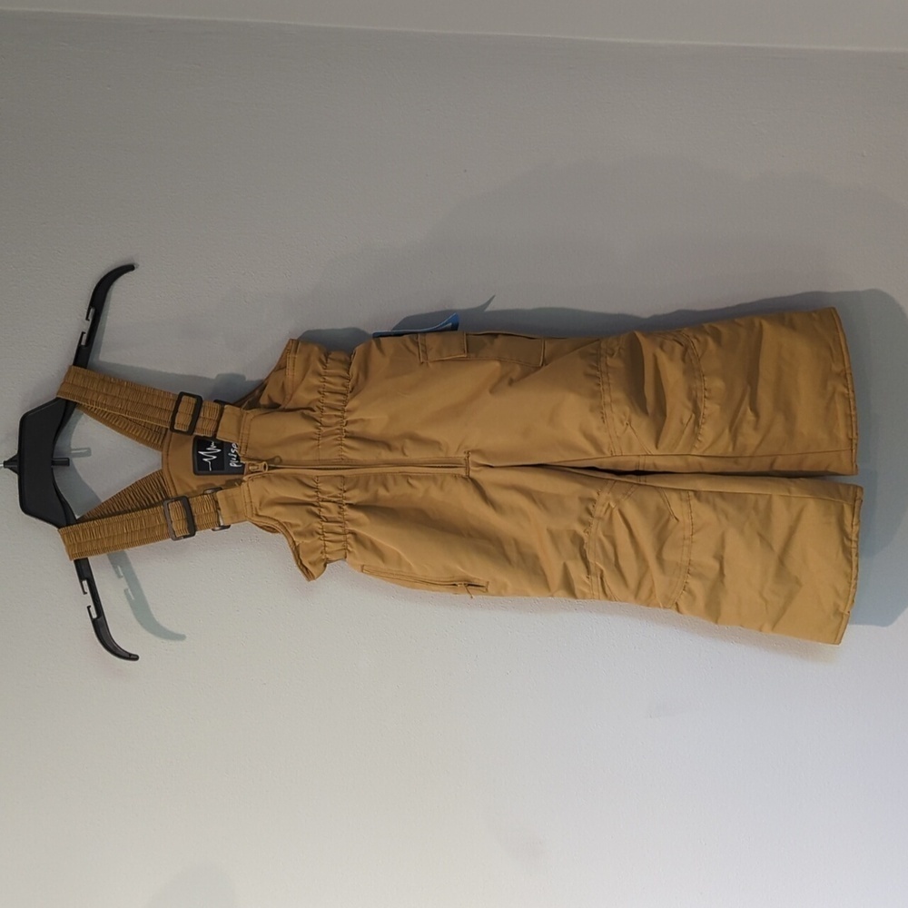 NWT. Pulse toddler snow pants. Pulse brand snow pants. 2T.